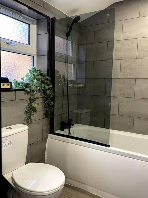 Central Area Terraced House With Private Hot Tub Lincoln Exterior foto